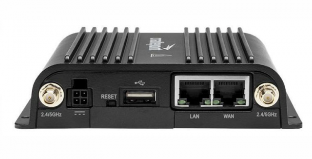 Cradlepoint NetCloud Essentials for Mobile with IBR900-1200M-B LTE Advanced Pro Router - 3 Years